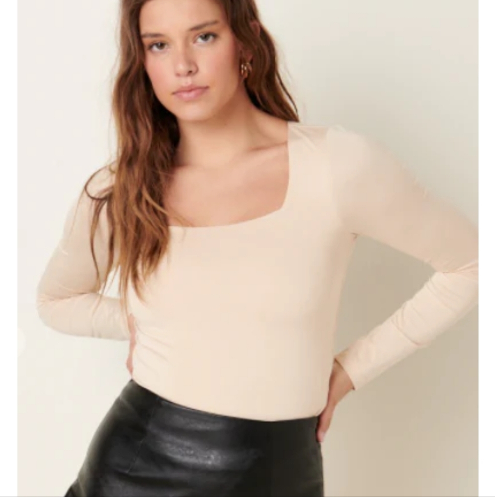 Beige Square Neck Long Sleeve Bodysuit